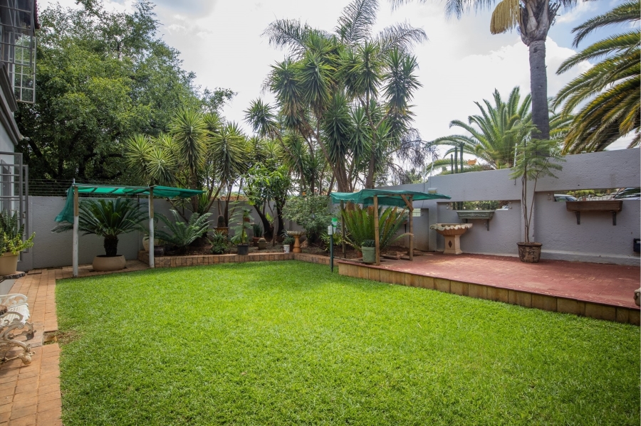 5 Bedroom Property for Sale in Ifafi North West
